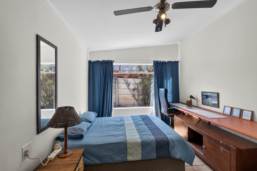 5 Bedroom Property for Sale in Waverley Gauteng