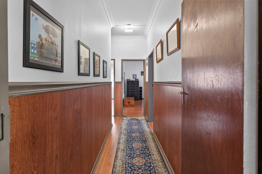 5 Bedroom Property for Sale in Waverley Gauteng