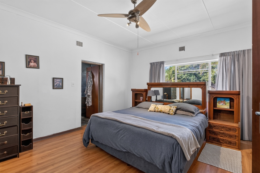 5 Bedroom Property for Sale in Waverley Gauteng
