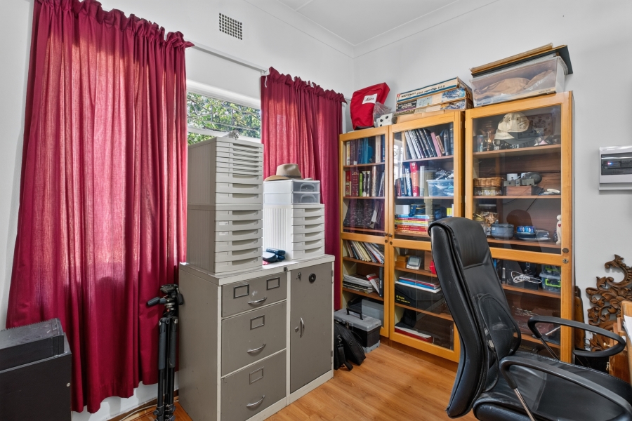 5 Bedroom Property for Sale in Waverley Gauteng