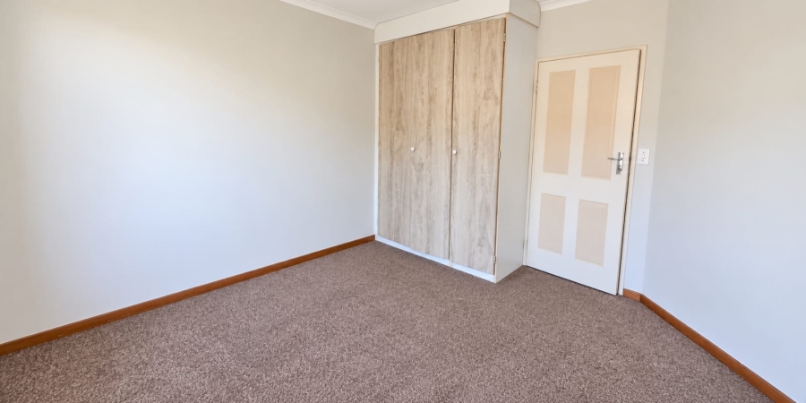 To Let 3 Bedroom Property for Rent in Magalieskruin Gauteng