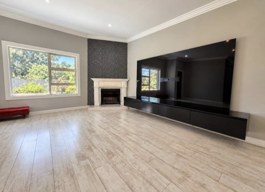 4 Bedroom Property for Sale in Brackendowns Gauteng