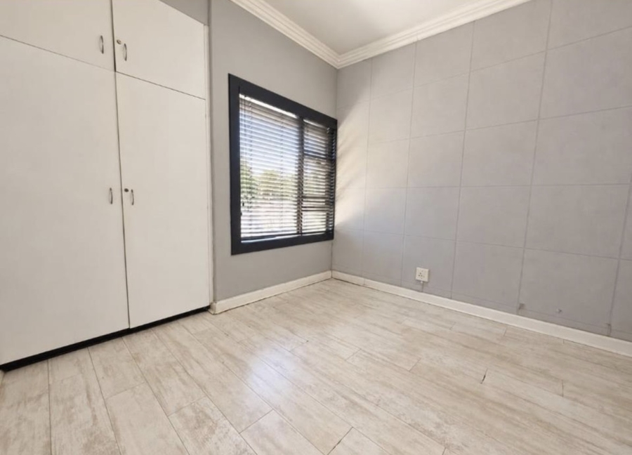 4 Bedroom Property for Sale in Brackendowns Gauteng