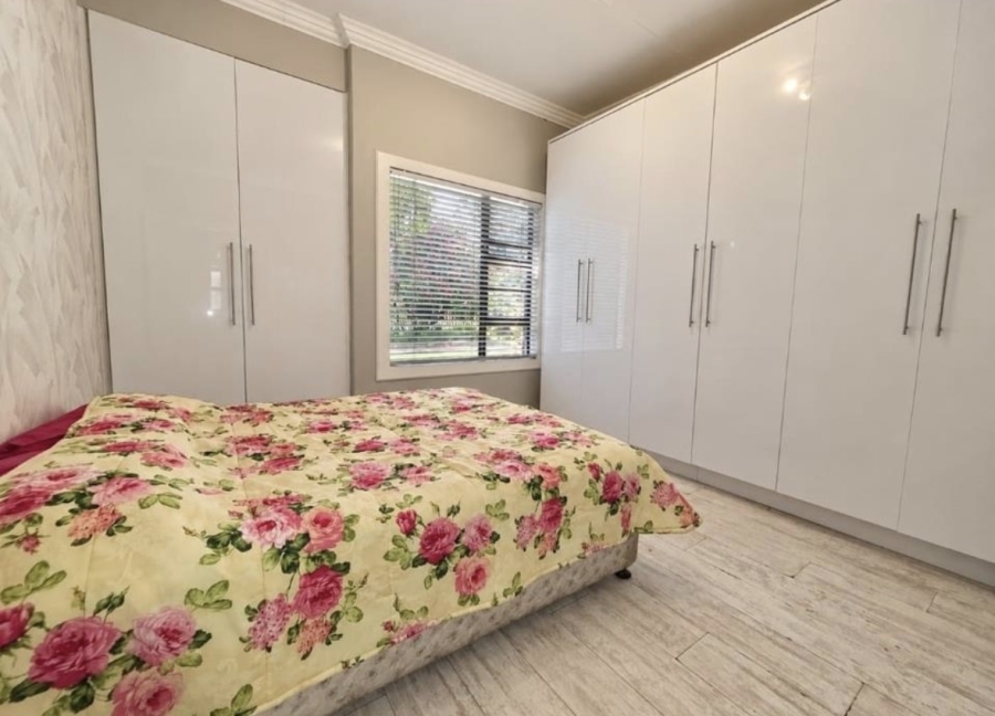 4 Bedroom Property for Sale in Brackendowns Gauteng