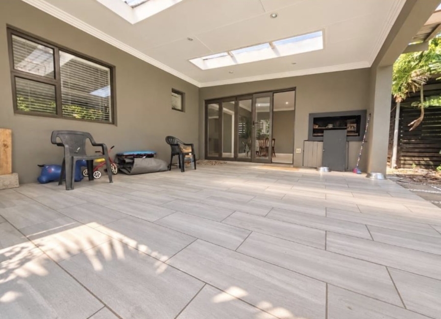 4 Bedroom Property for Sale in Brackendowns Gauteng