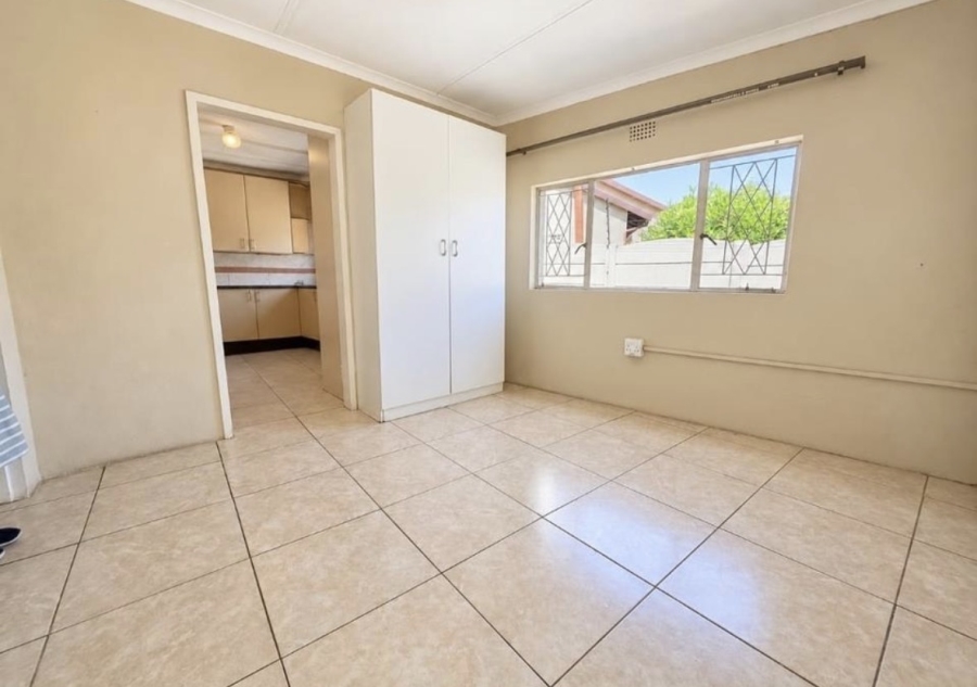 4 Bedroom Property for Sale in Brackendowns Gauteng