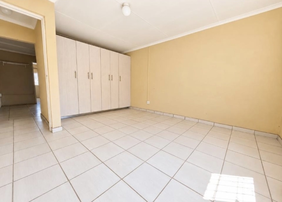 4 Bedroom Property for Sale in Brackendowns Gauteng