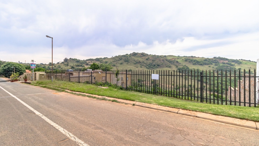 0 Bedroom Property for Sale in Bassonia Gauteng