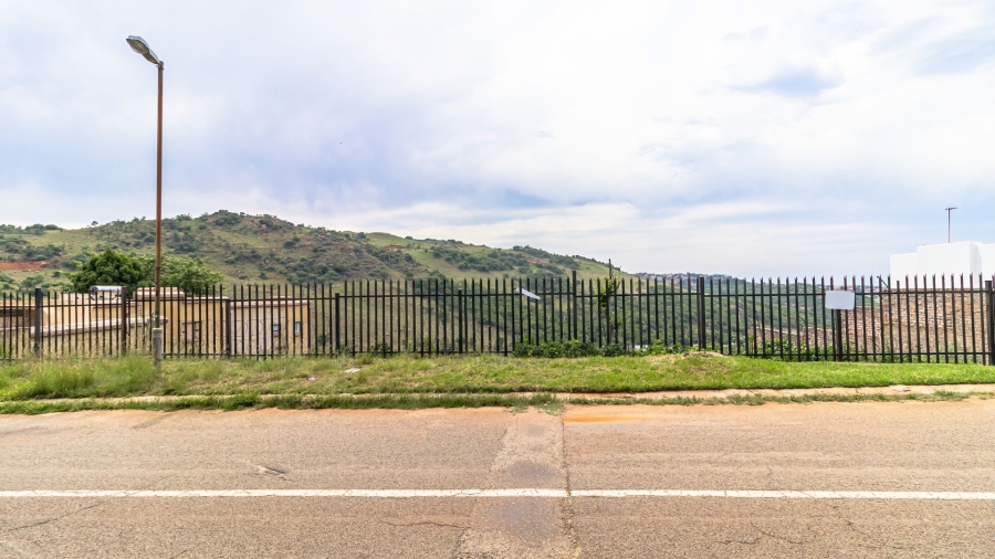 0 Bedroom Property for Sale in Bassonia Gauteng