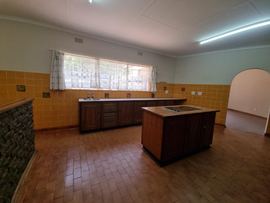 4 Bedroom Property for Sale in Parkhill Gardens Gauteng
