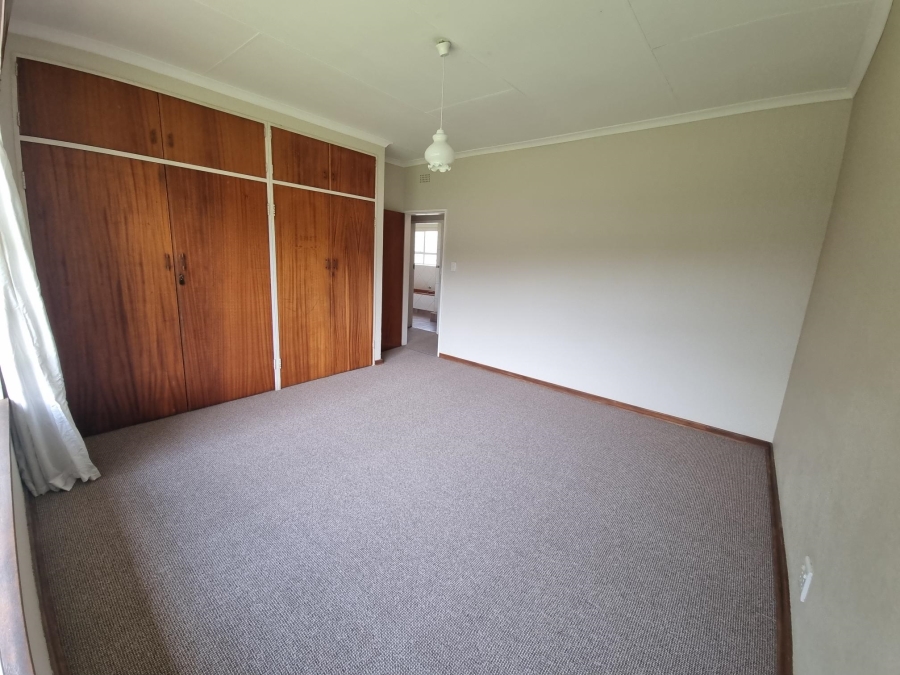 4 Bedroom Property for Sale in Parkhill Gardens Gauteng