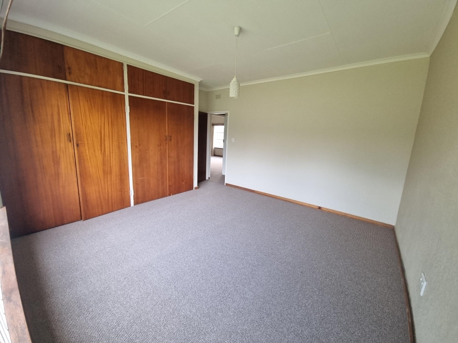 4 Bedroom Property for Sale in Parkhill Gardens Gauteng