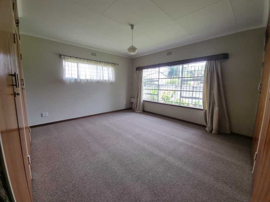 4 Bedroom Property for Sale in Parkhill Gardens Gauteng