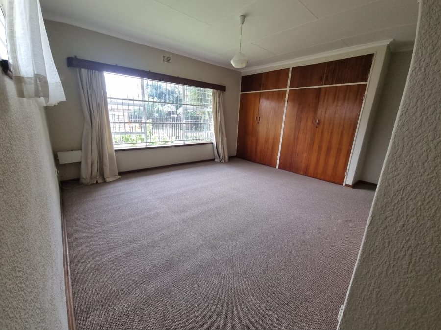 4 Bedroom Property for Sale in Parkhill Gardens Gauteng
