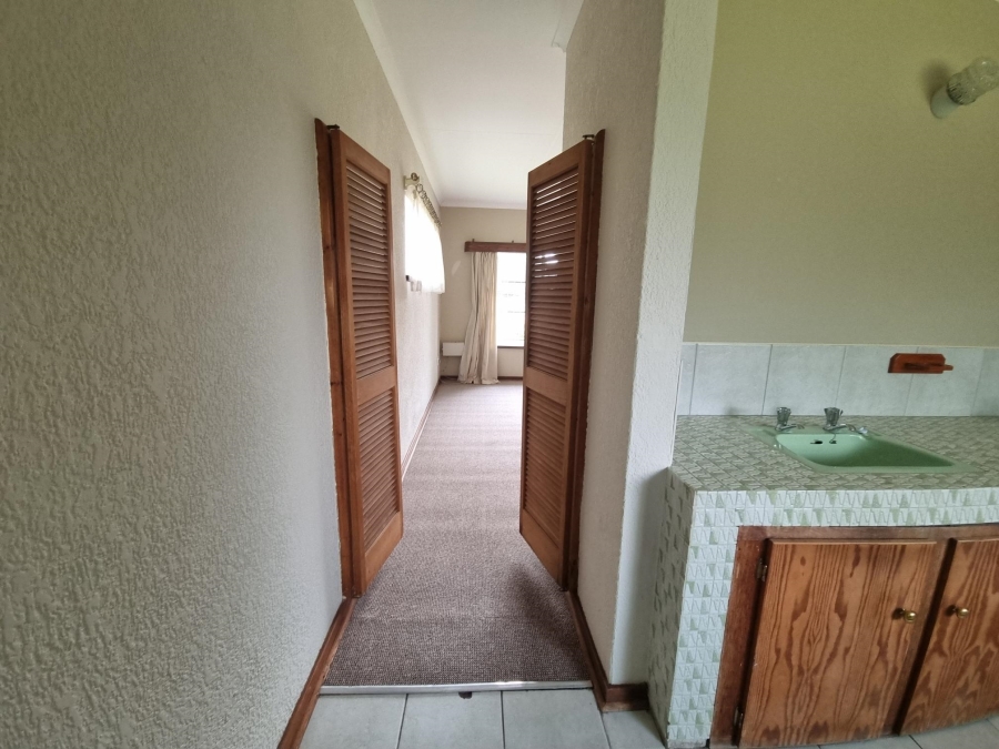 4 Bedroom Property for Sale in Parkhill Gardens Gauteng