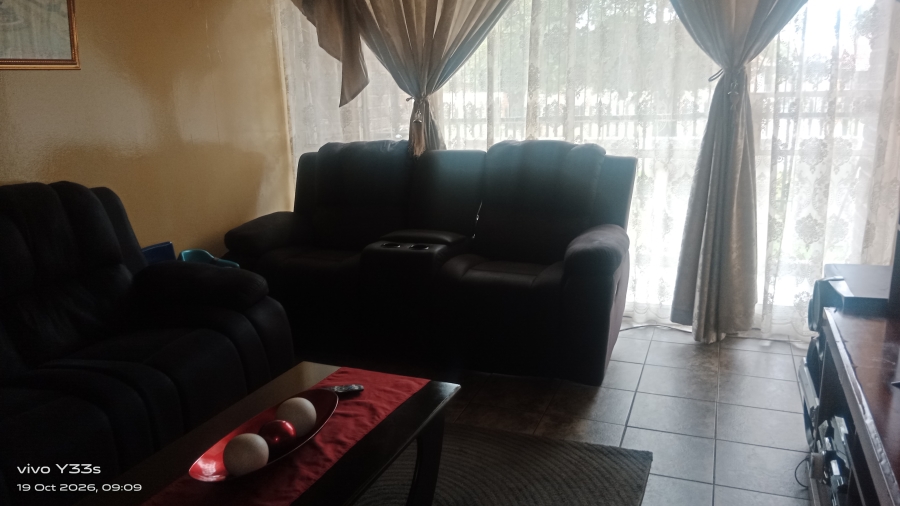 2 Bedroom Property for Sale in Vereeniging Gauteng