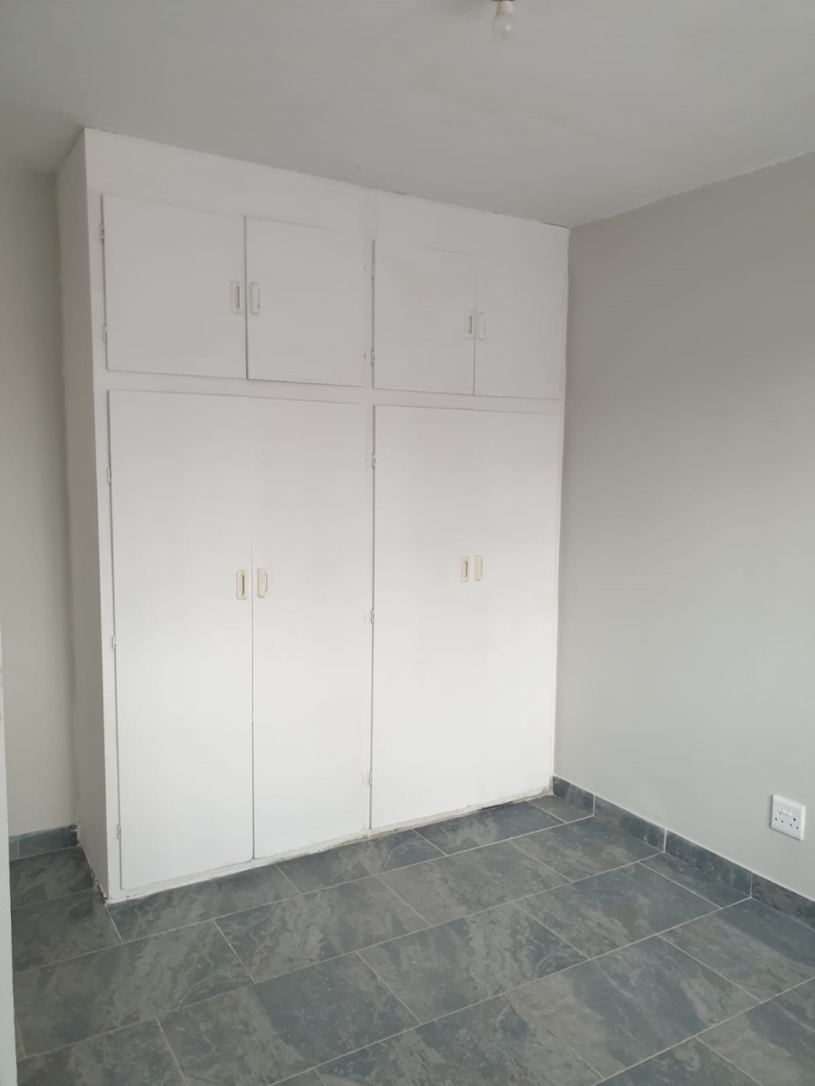 2 Bedroom Property for Sale in Peacehaven Gauteng