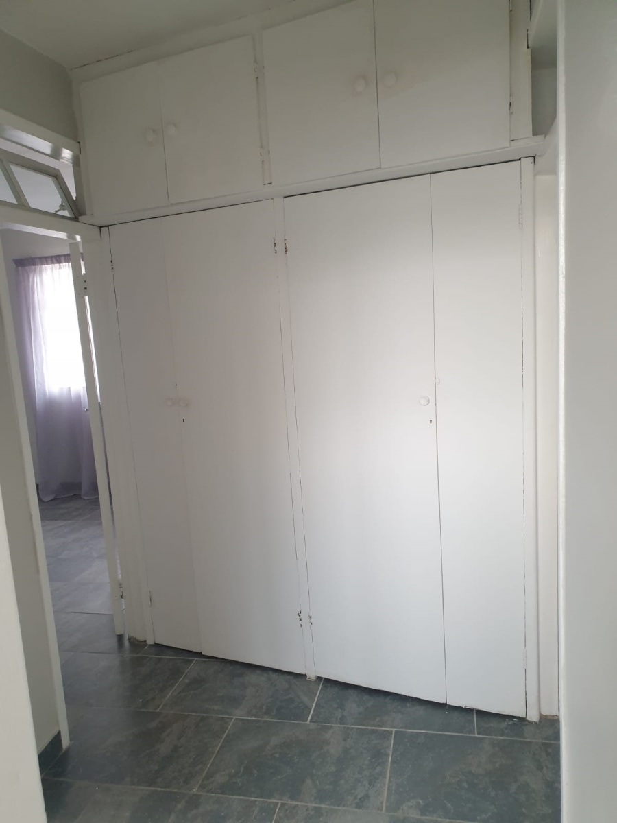 2 Bedroom Property for Sale in Peacehaven Gauteng