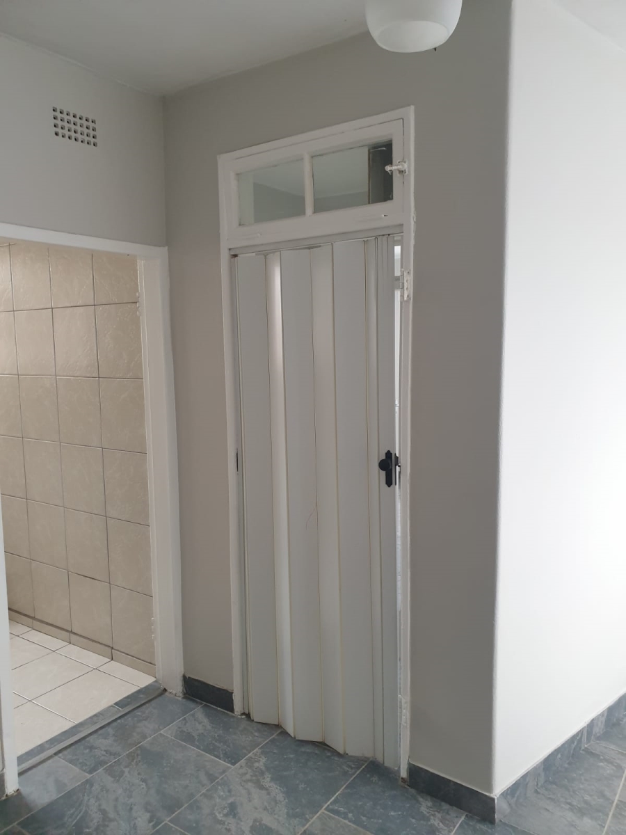 2 Bedroom Property for Sale in Peacehaven Gauteng