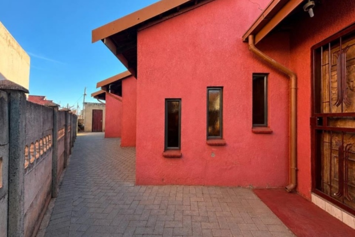 3 Bedroom Property for Sale in Sebokeng Zone 17 Gauteng