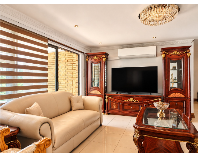 8 Bedroom Property for Sale in Eldo Glen Gauteng