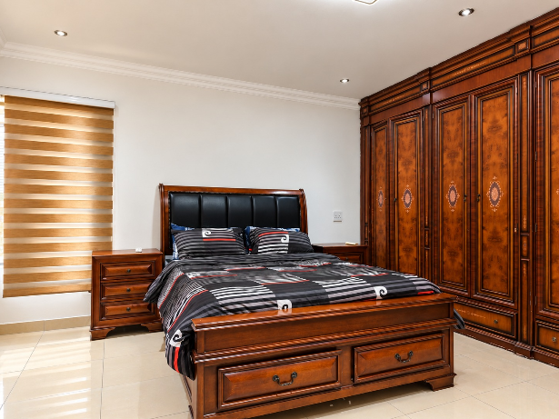 8 Bedroom Property for Sale in Eldo Glen Gauteng
