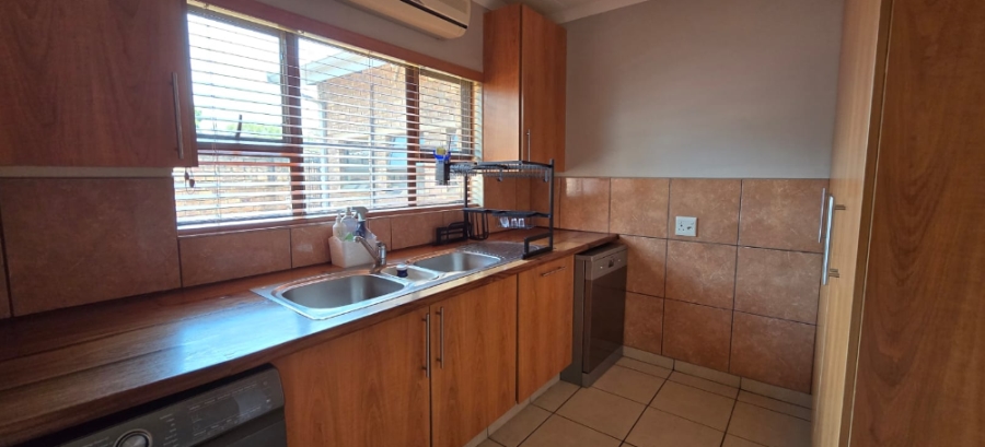 4 Bedroom Property for Sale in Clubview Gauteng
