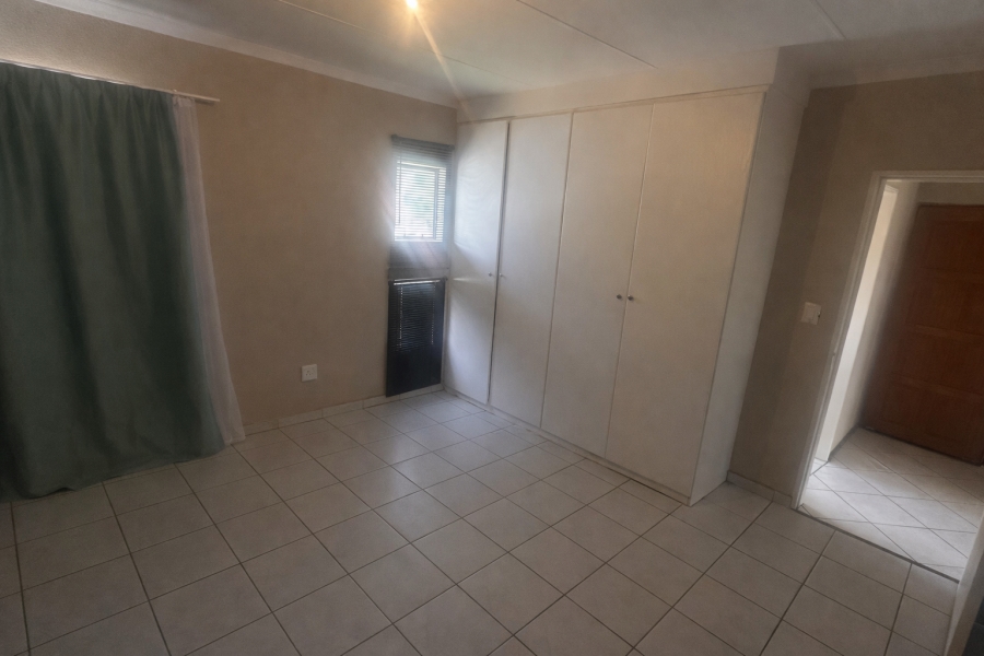 To Let 1 Bedroom Property for Rent in Willowbrook Gauteng