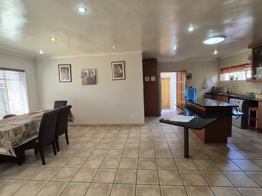 4 Bedroom Property for Sale in Sunnyridge Gauteng