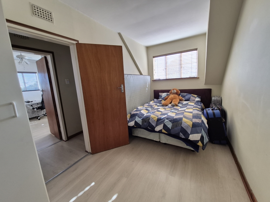 4 Bedroom Property for Sale in Sunnyridge Gauteng