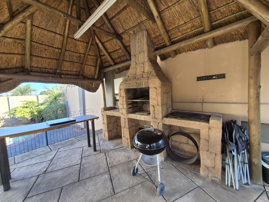 4 Bedroom Property for Sale in Sunnyridge Gauteng