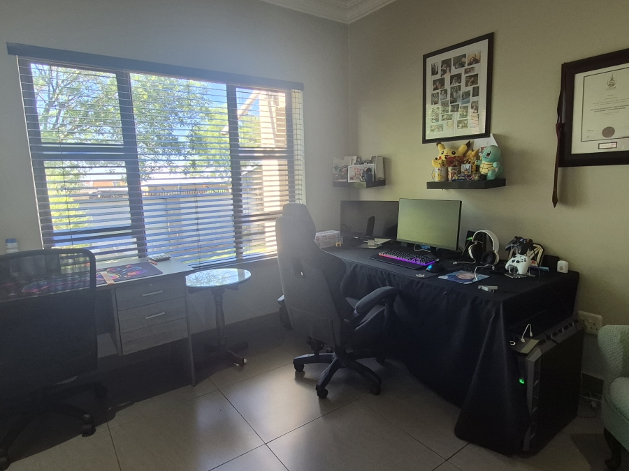 3 Bedroom Property for Sale in Sunnyridge Gauteng