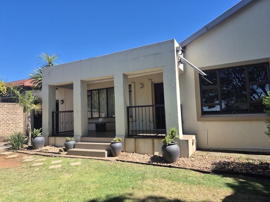 3 Bedroom Property for Sale in Sunnyridge Gauteng