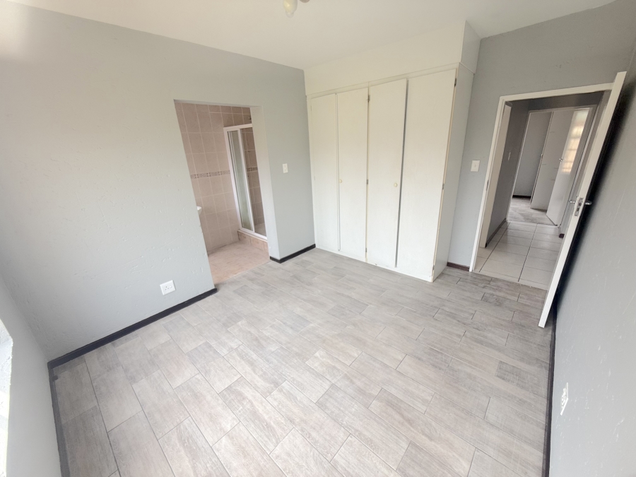 To Let 2 Bedroom Property for Rent in Noordheuwel Gauteng