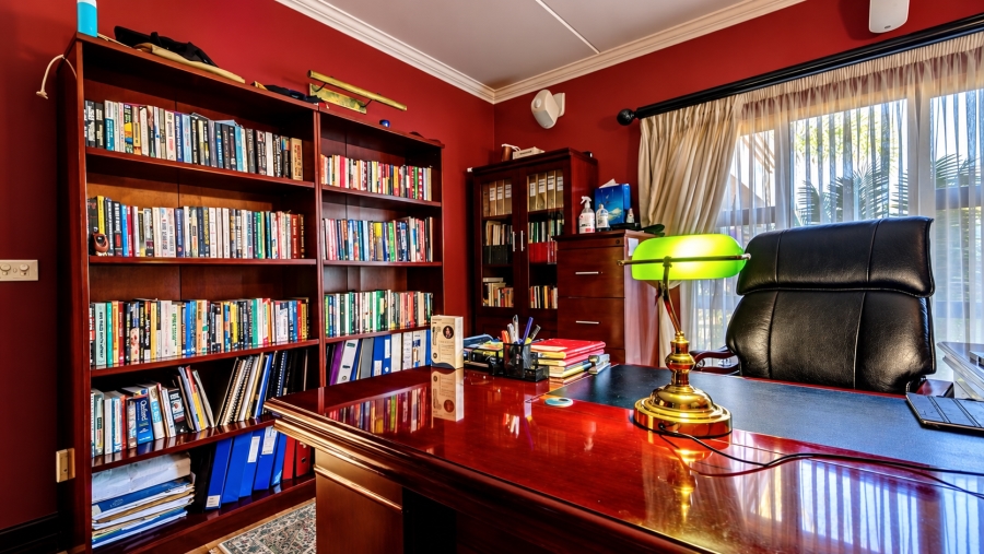 4 Bedroom Property for Sale in Glen Erasmia Gauteng
