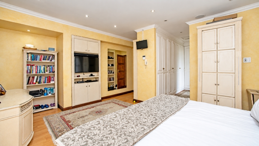 4 Bedroom Property for Sale in Glen Erasmia Gauteng