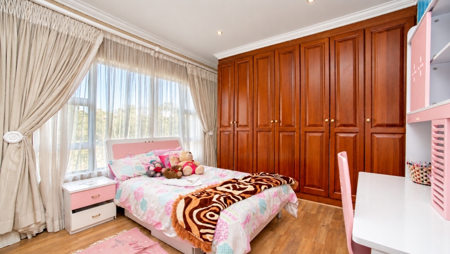 4 Bedroom Property for Sale in Glen Erasmia Gauteng