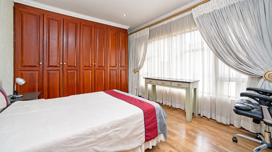 4 Bedroom Property for Sale in Glen Erasmia Gauteng