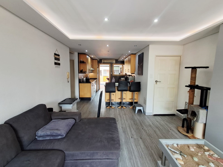 2 Bedroom Property for Sale in Kenleaf Gauteng