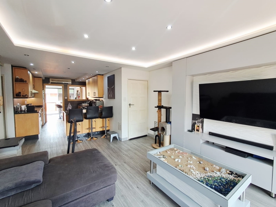 2 Bedroom Property for Sale in Kenleaf Gauteng