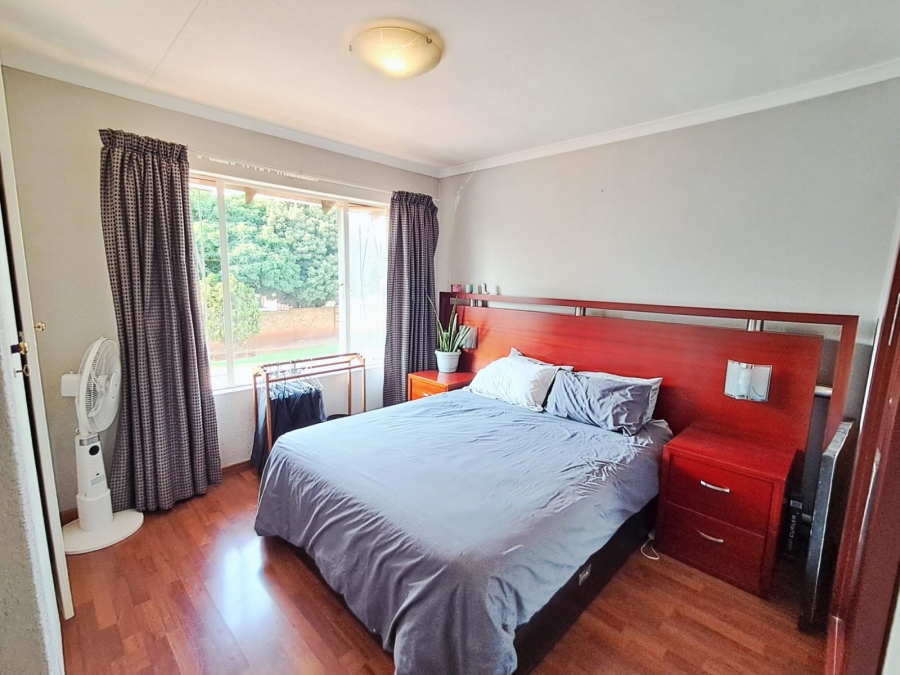 2 Bedroom Property for Sale in Kenleaf Gauteng