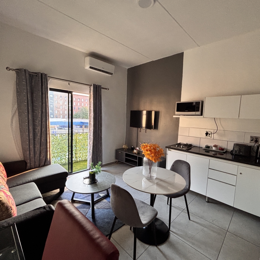 1 Bedroom Property for Sale in Ferndale Gauteng