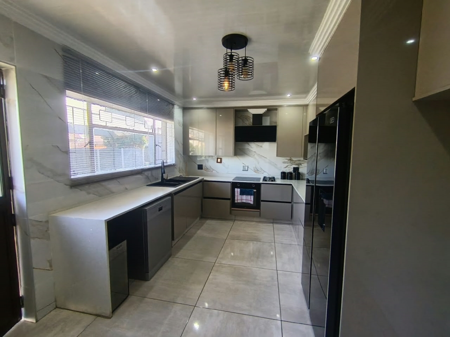 3 Bedroom Property for Sale in Modder East Gauteng