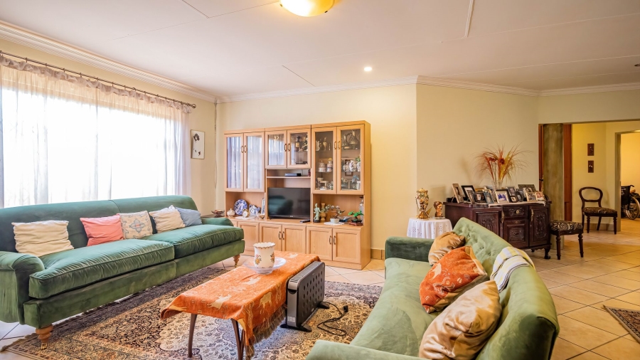 3 Bedroom Property for Sale in Selcourt Gauteng