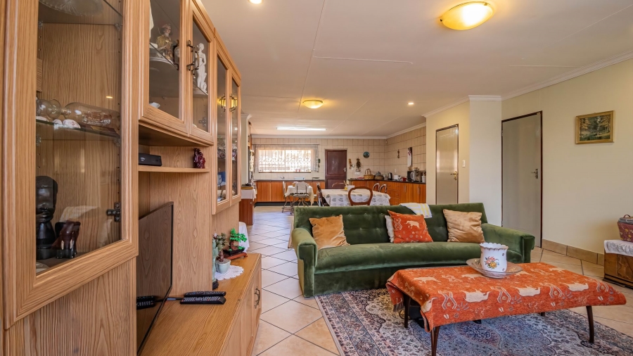 3 Bedroom Property for Sale in Selcourt Gauteng