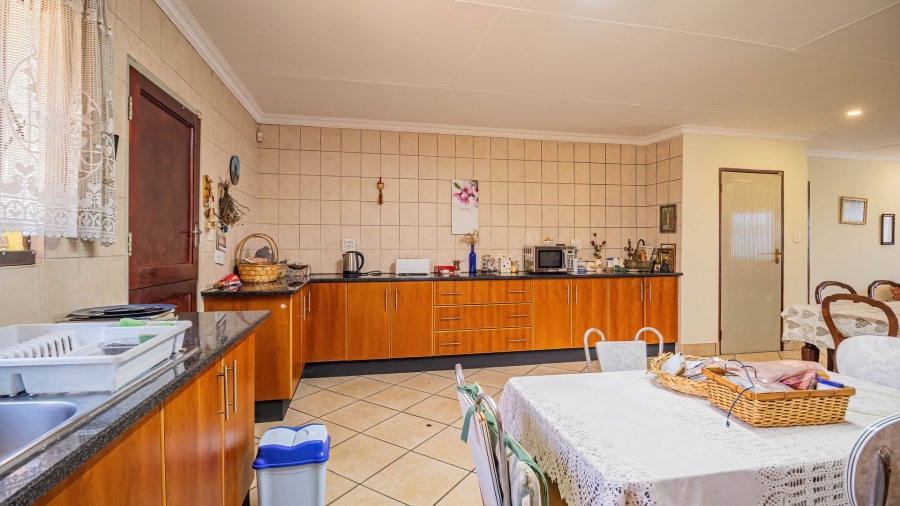 3 Bedroom Property for Sale in Selcourt Gauteng