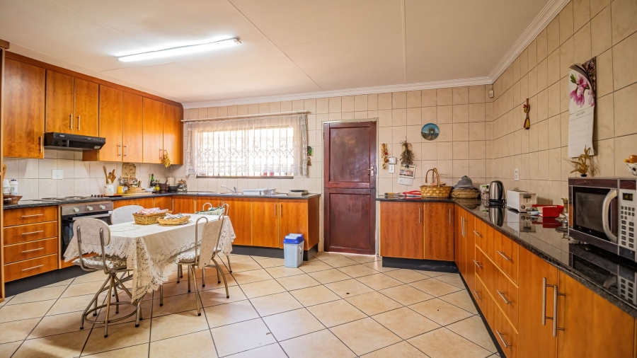 3 Bedroom Property for Sale in Selcourt Gauteng