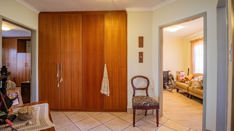 3 Bedroom Property for Sale in Selcourt Gauteng