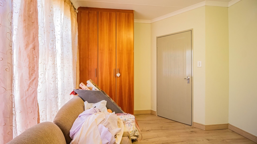 3 Bedroom Property for Sale in Selcourt Gauteng