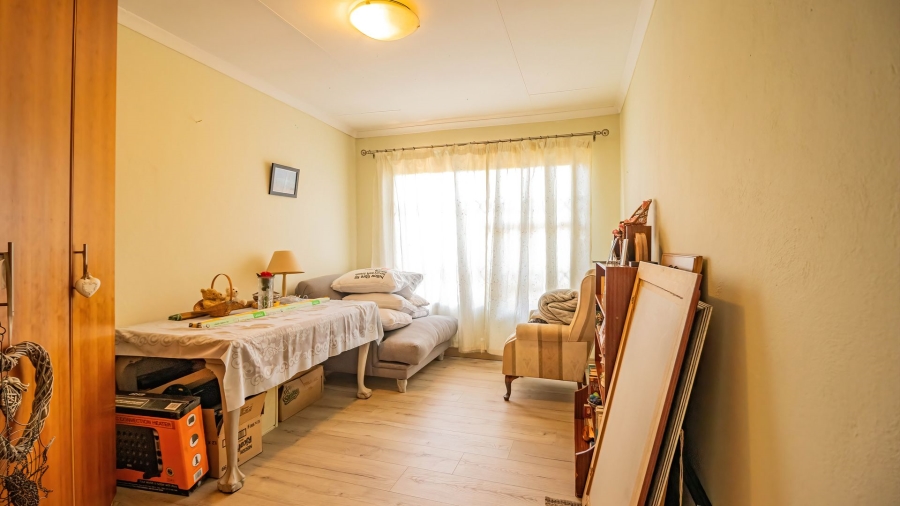 3 Bedroom Property for Sale in Selcourt Gauteng